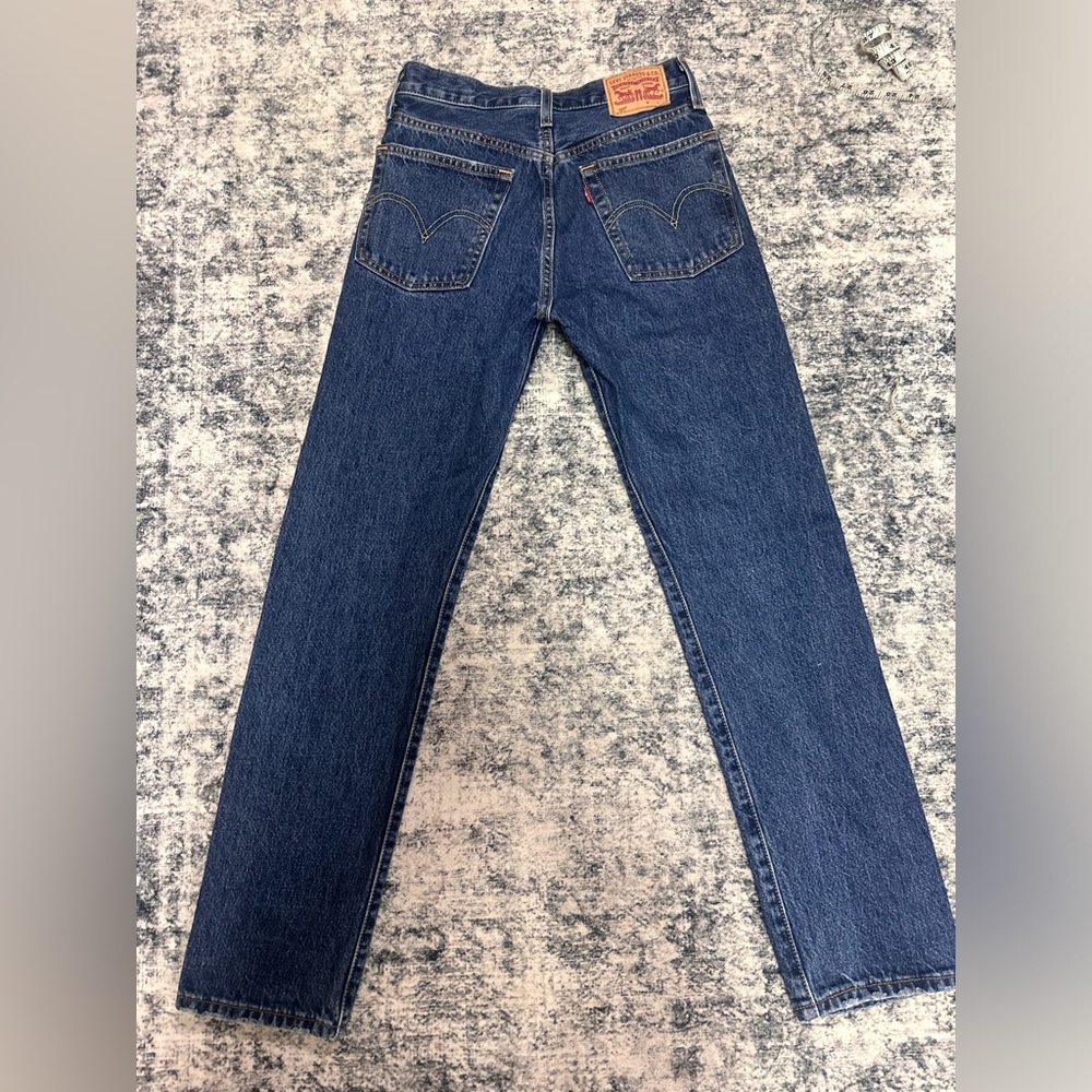 Levis 501 Dark wash Straight leg